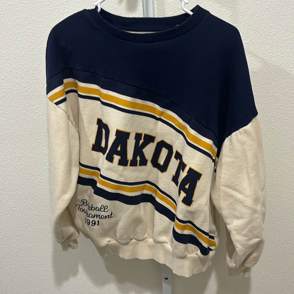 Vintage ‘91 Dakota Baseball Tournament crew by Pacific Republic Teen Department
